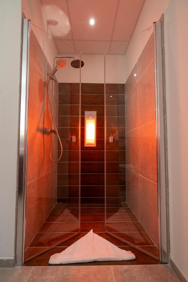 Hotel Meerzeiten Inklusive Externer Schwimmbad- & Saunanutzung Bensersiel Buitenkant foto